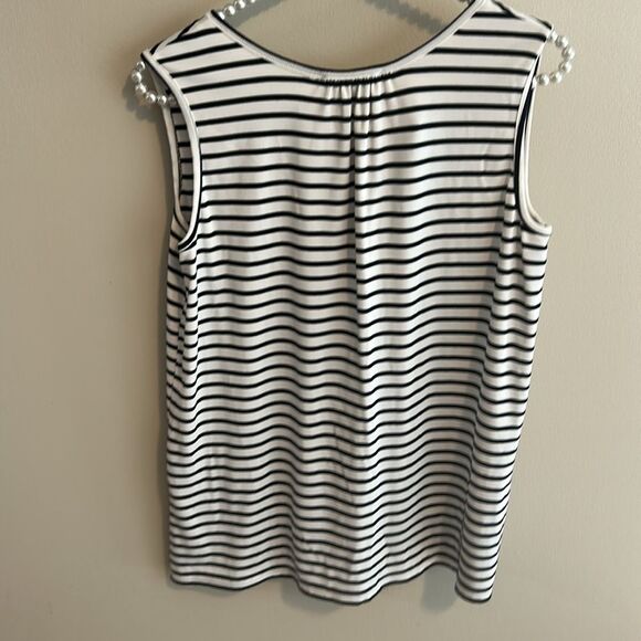 THML Embroidered Tank Top. Size Small - Picture 5 of 5